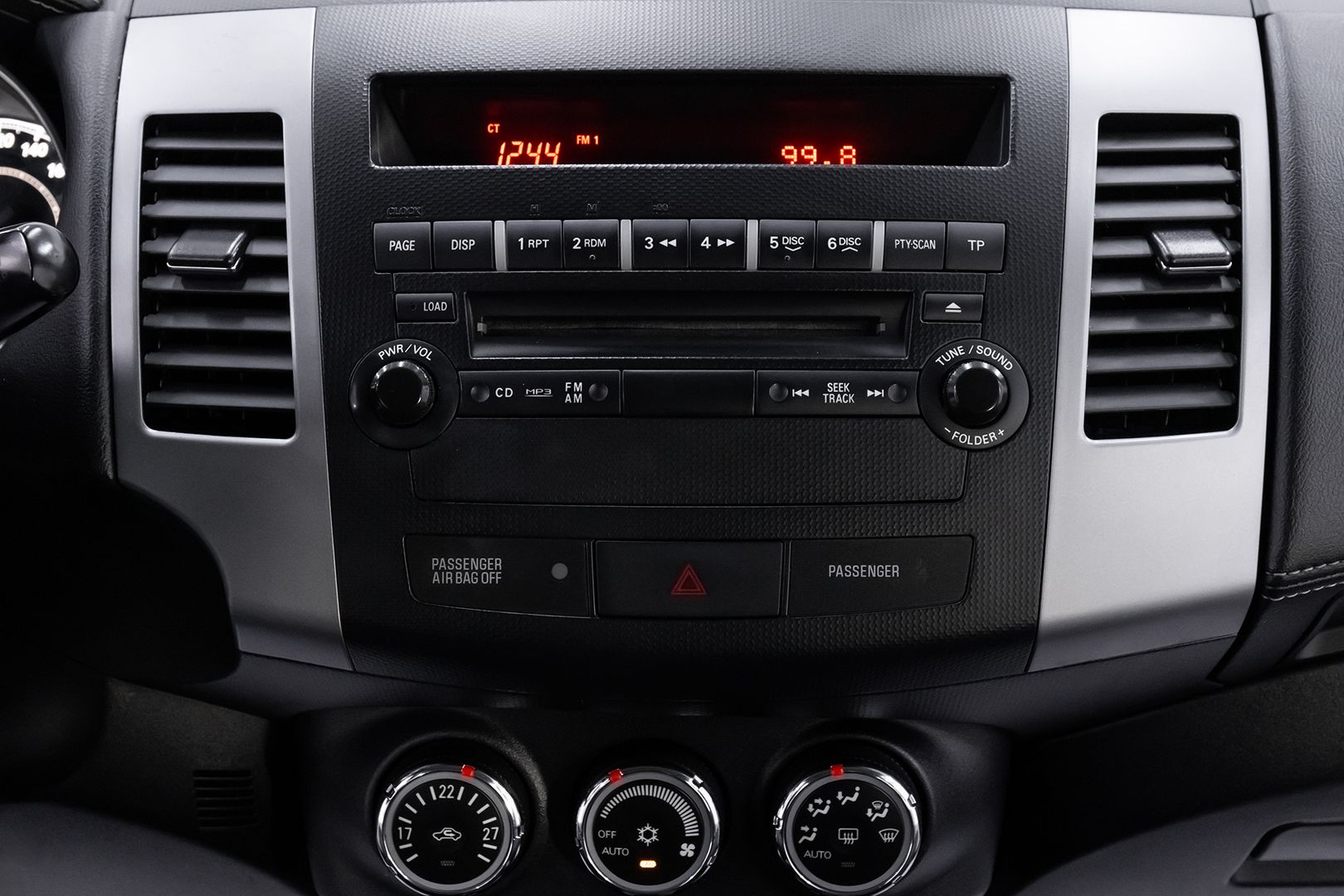 Mitsubishi Outlander, II Рестайлинг, 2011 фото 12