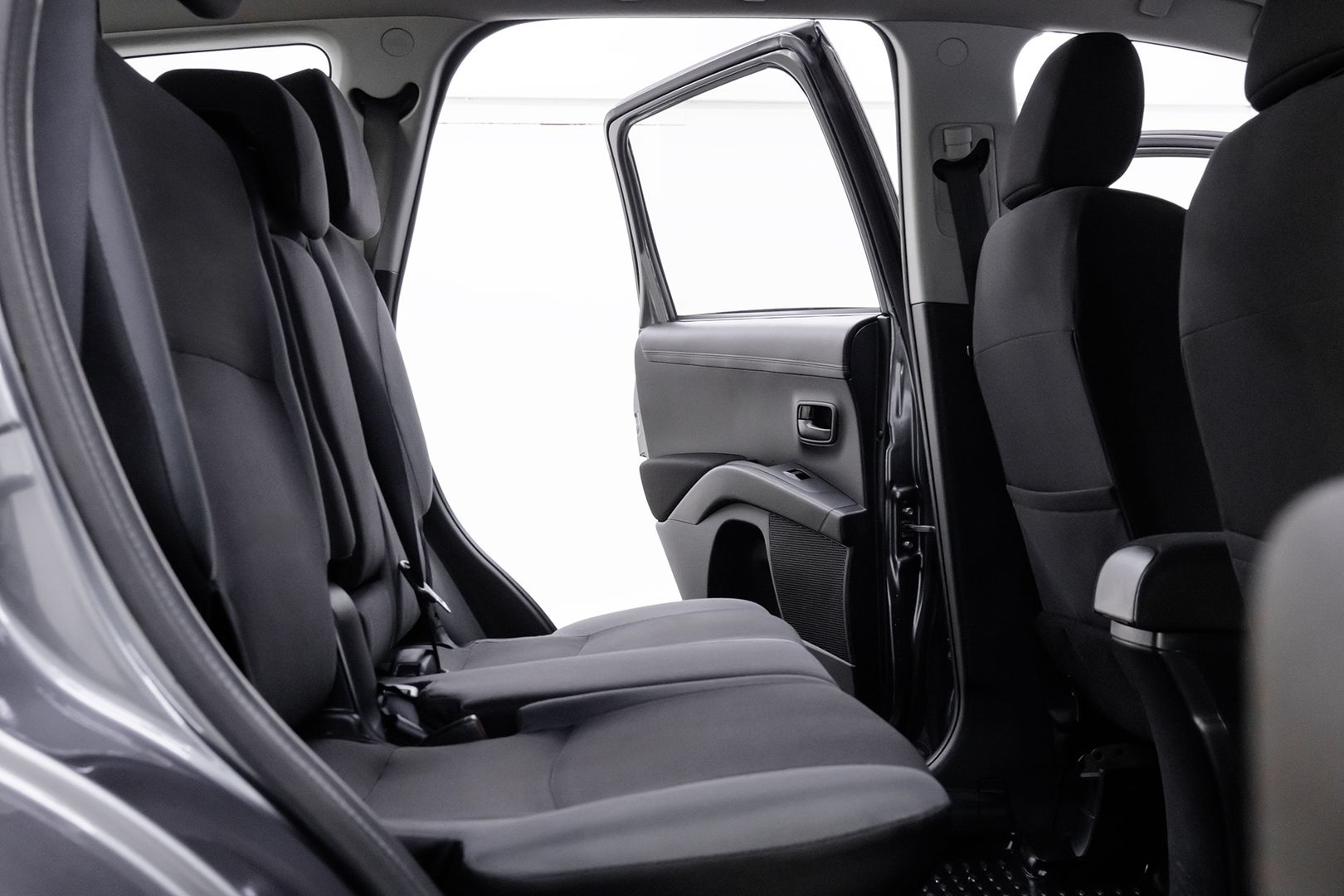 Mitsubishi Outlander, II Рестайлинг, 2011 фото 15