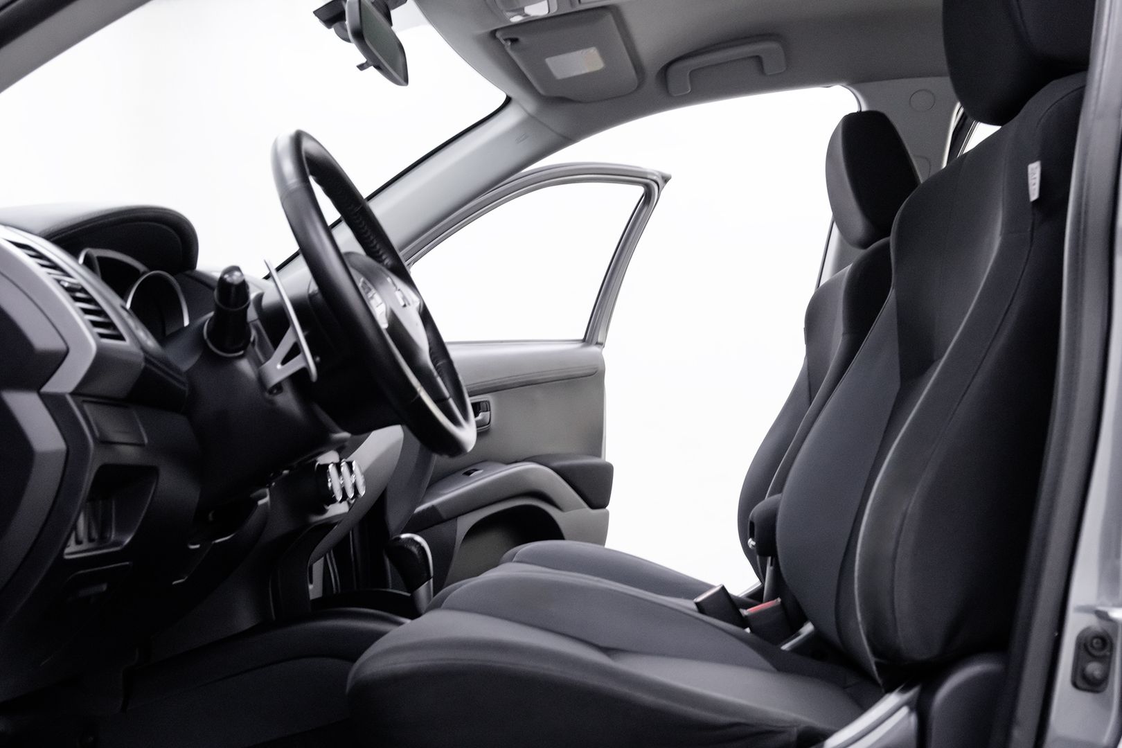 Mitsubishi Outlander, II Рестайлинг, 2011 фото 7