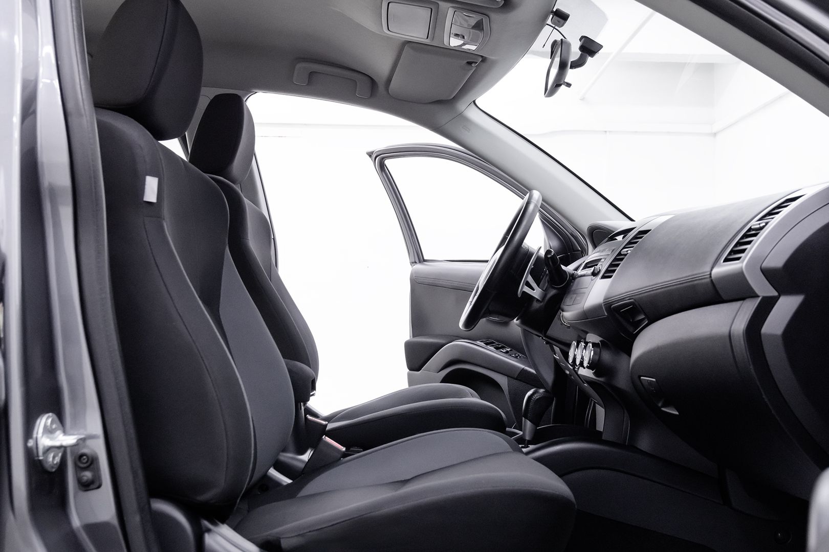 Mitsubishi Outlander, II Рестайлинг, 2011 фото 13