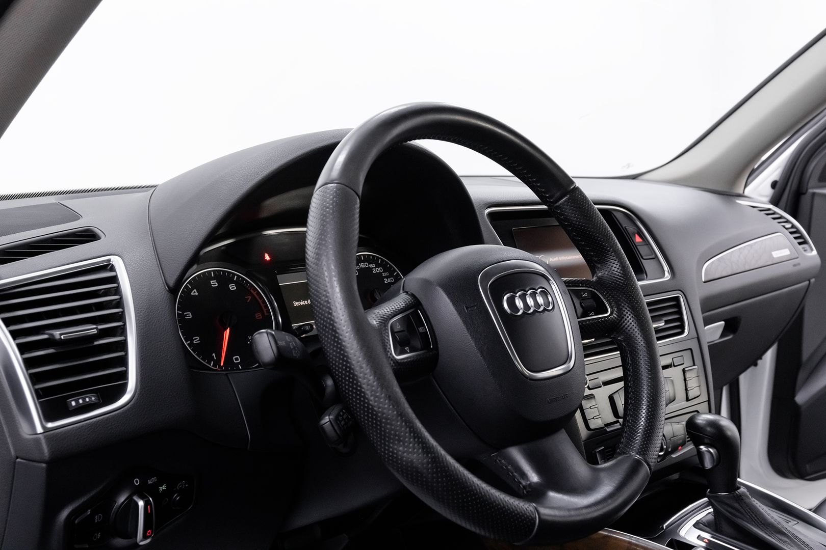 Audi Q5, I (8R), 2011 фото 11