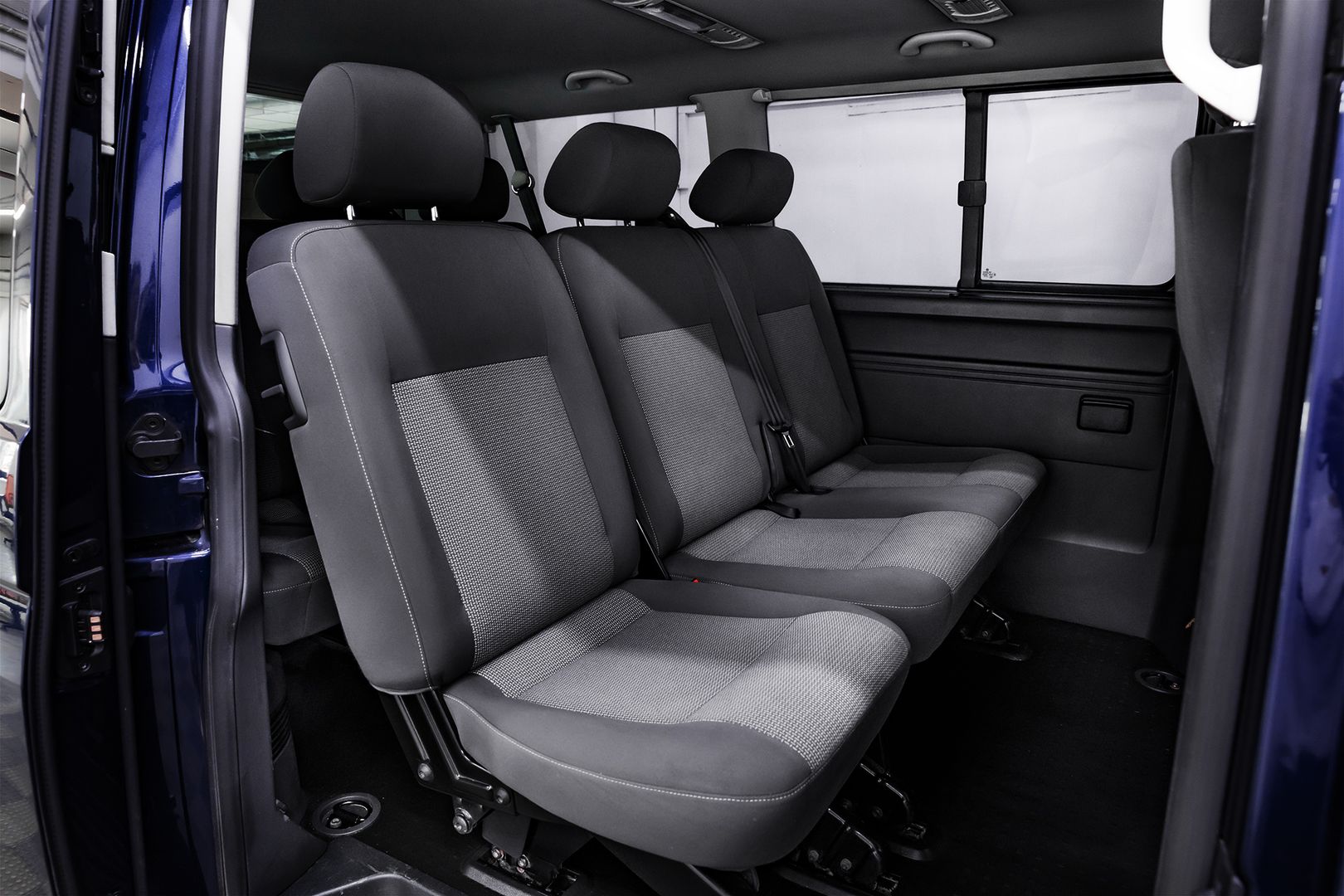 Volkswagen Caravelle, T5 Рестайлинг, 2012 фото 14