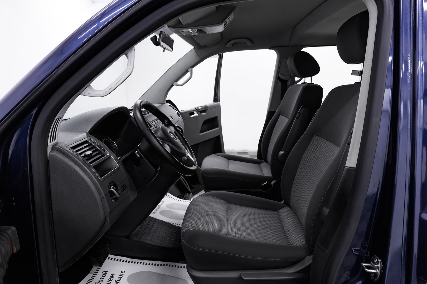 Volkswagen Caravelle, T5 Рестайлинг, 2012 фото 7