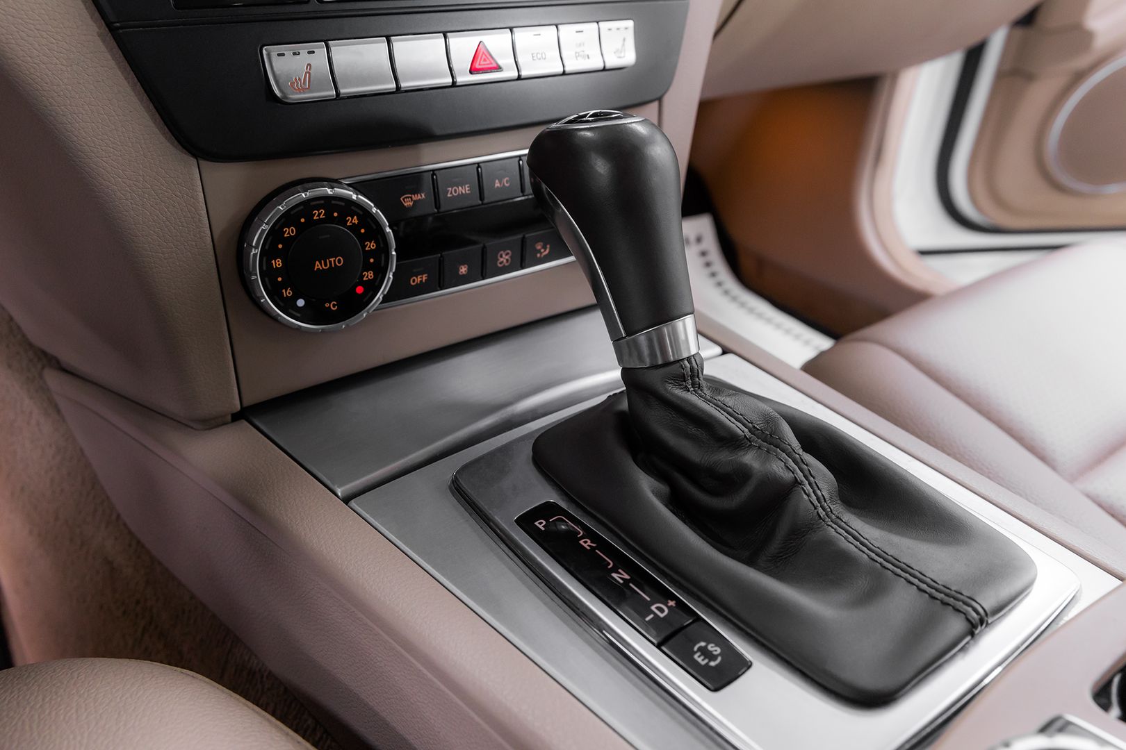 Mercedes-Benz C-Класс, III (W204) Рестайлинг, 2013 фото 16