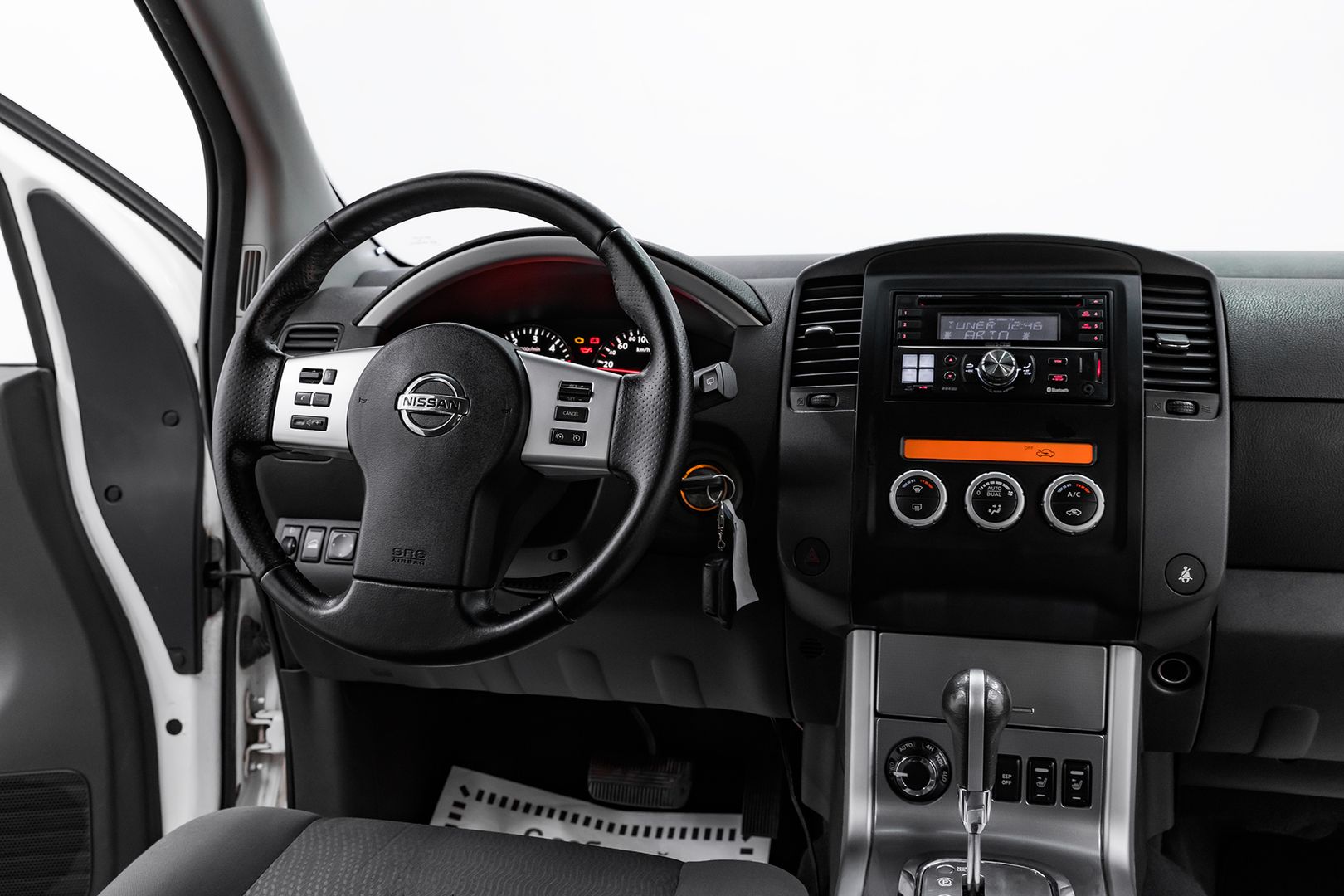 Nissan Pathfinder, III Рестайлинг, 2013 фото 11