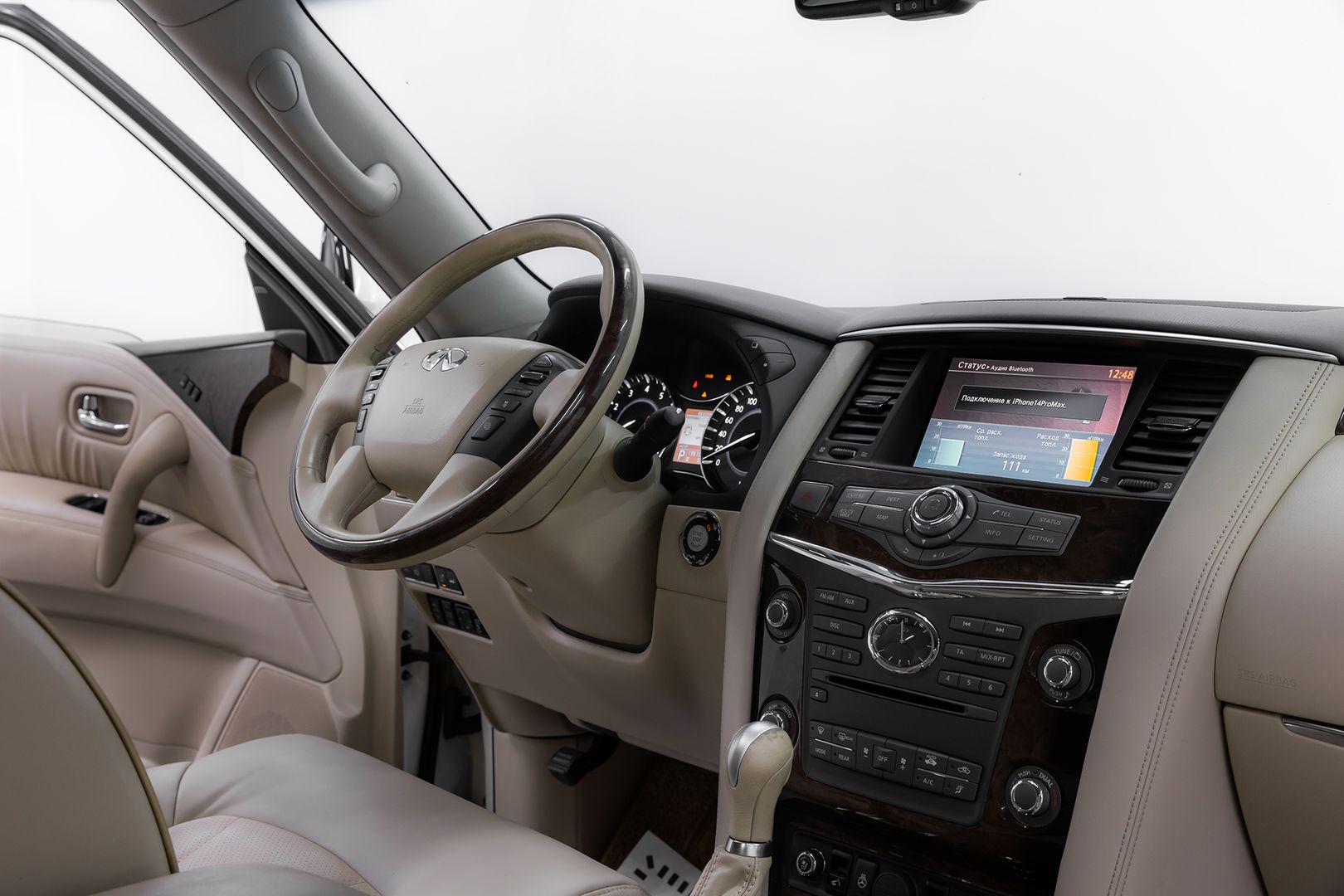 Infiniti QX56, II, 2010 фото 15