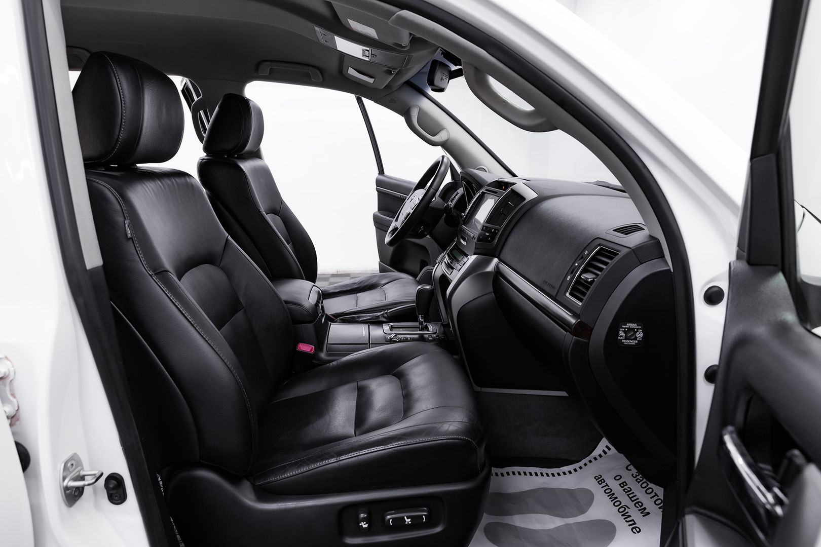 Toyota Land Cruiser, 200 Series Рестайлинг 1, 2014 фото 14