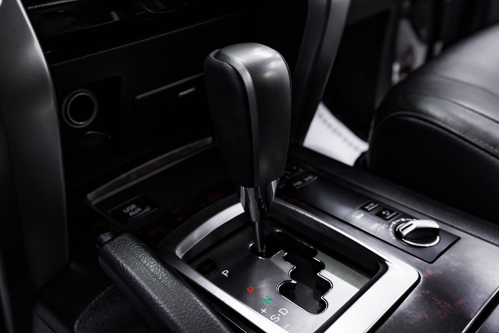 Toyota Land Cruiser, 200 Series Рестайлинг 1, 2014 фото 13