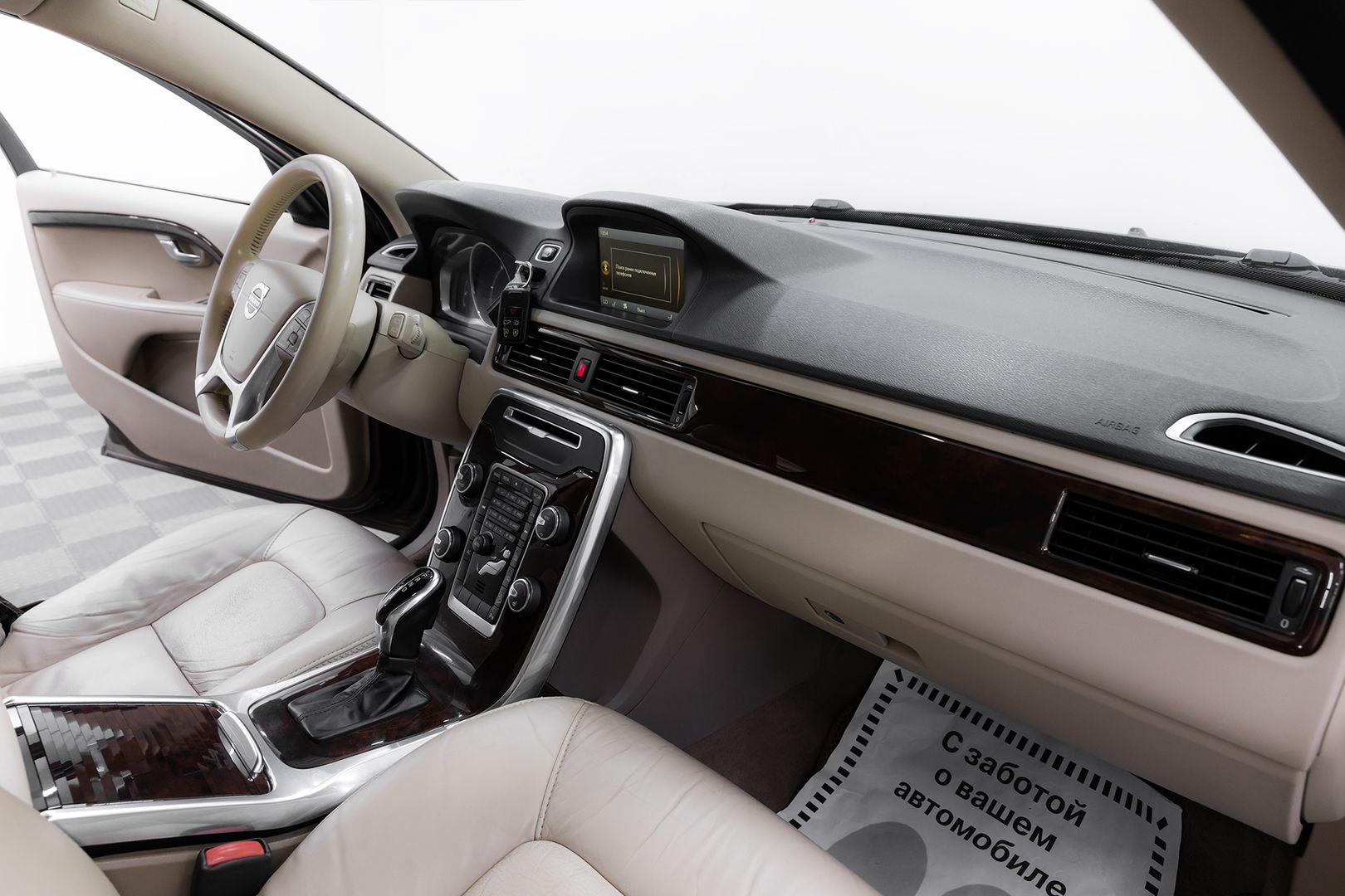 Volvo XC70, II Рестайлинг, 2013 фото 15