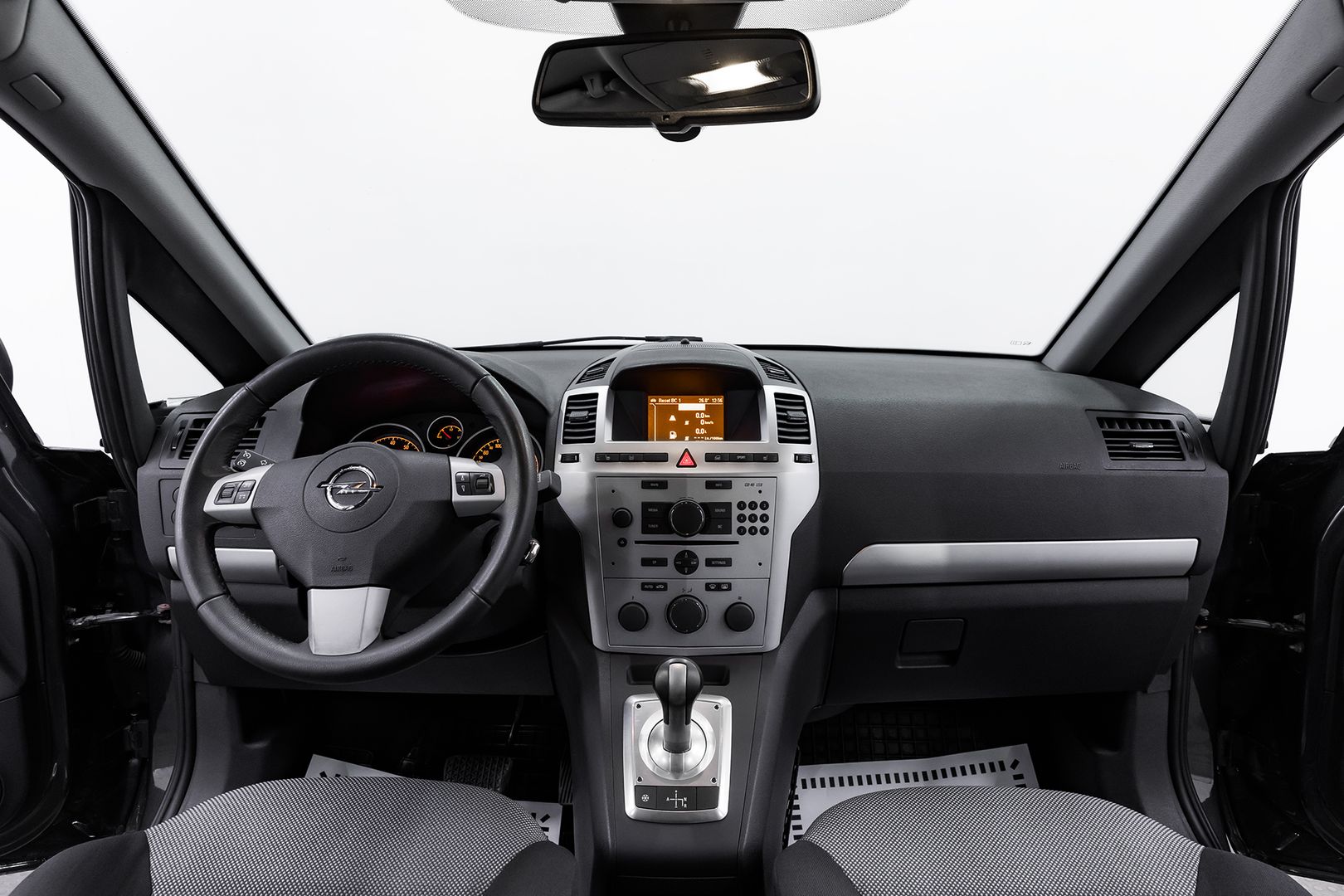 Opel Zafira, B Рестайлинг, 2014 фото 10