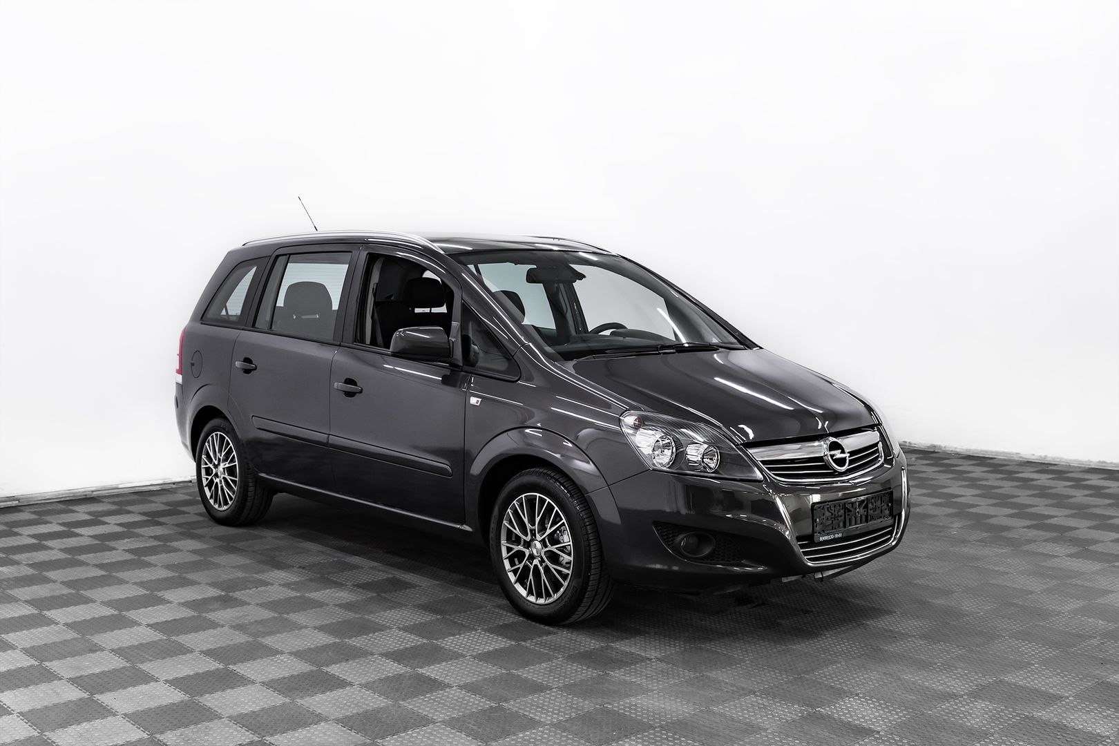 Opel Zafira, B Рестайлинг, 2014 фото 3