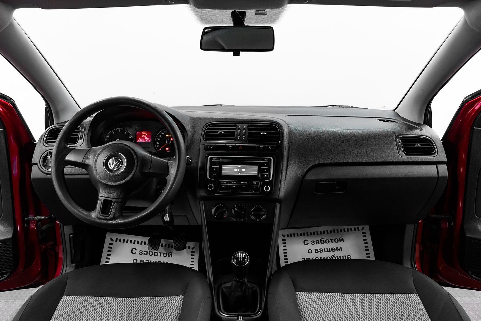 Volkswagen Polo, V, 2013 фото 10