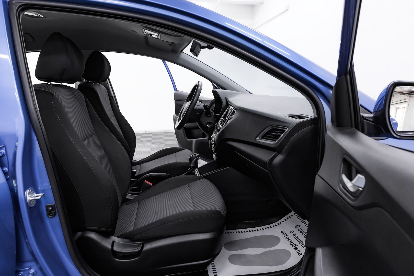 Hyundai Solaris, II Рестайлинг, 2020 фото 13