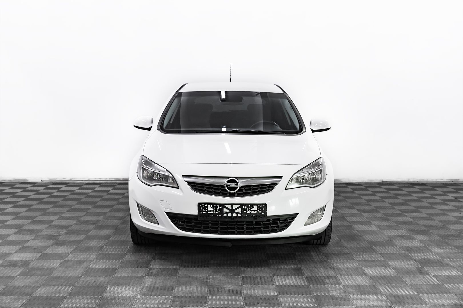 Opel Astra, J, 2011 фото 2