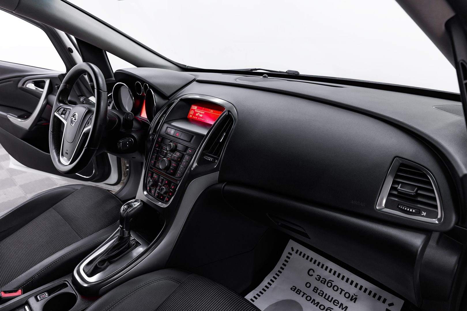 Opel Astra, J, 2011 фото 14