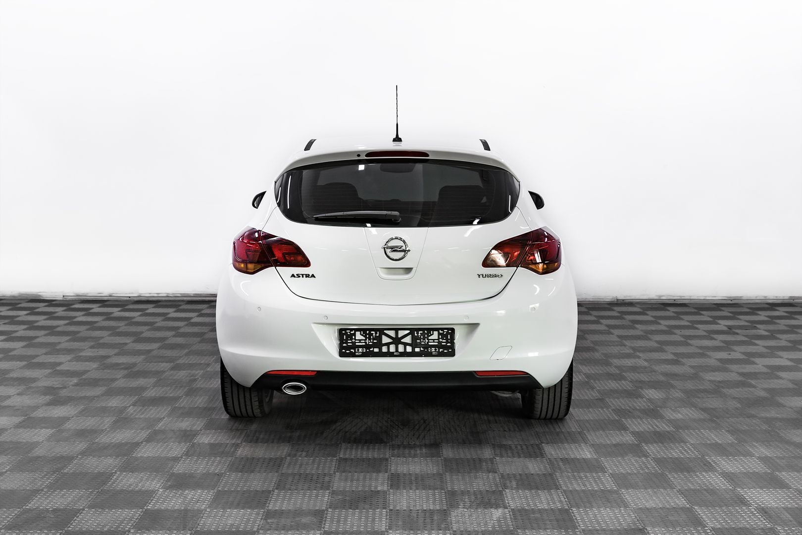 Opel Astra, J, 2011 фото 5