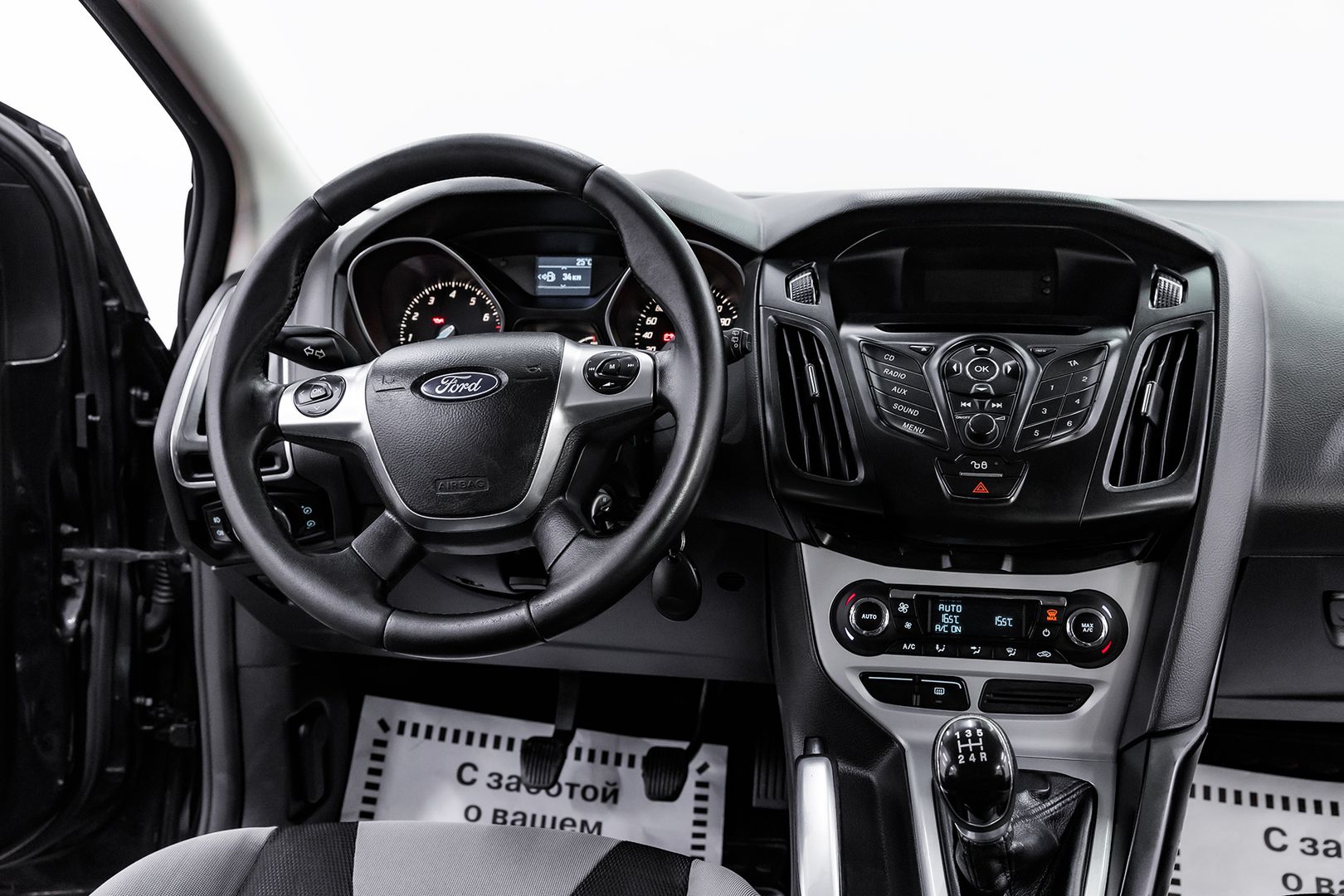 Ford Focus, III, 2012 фото 11