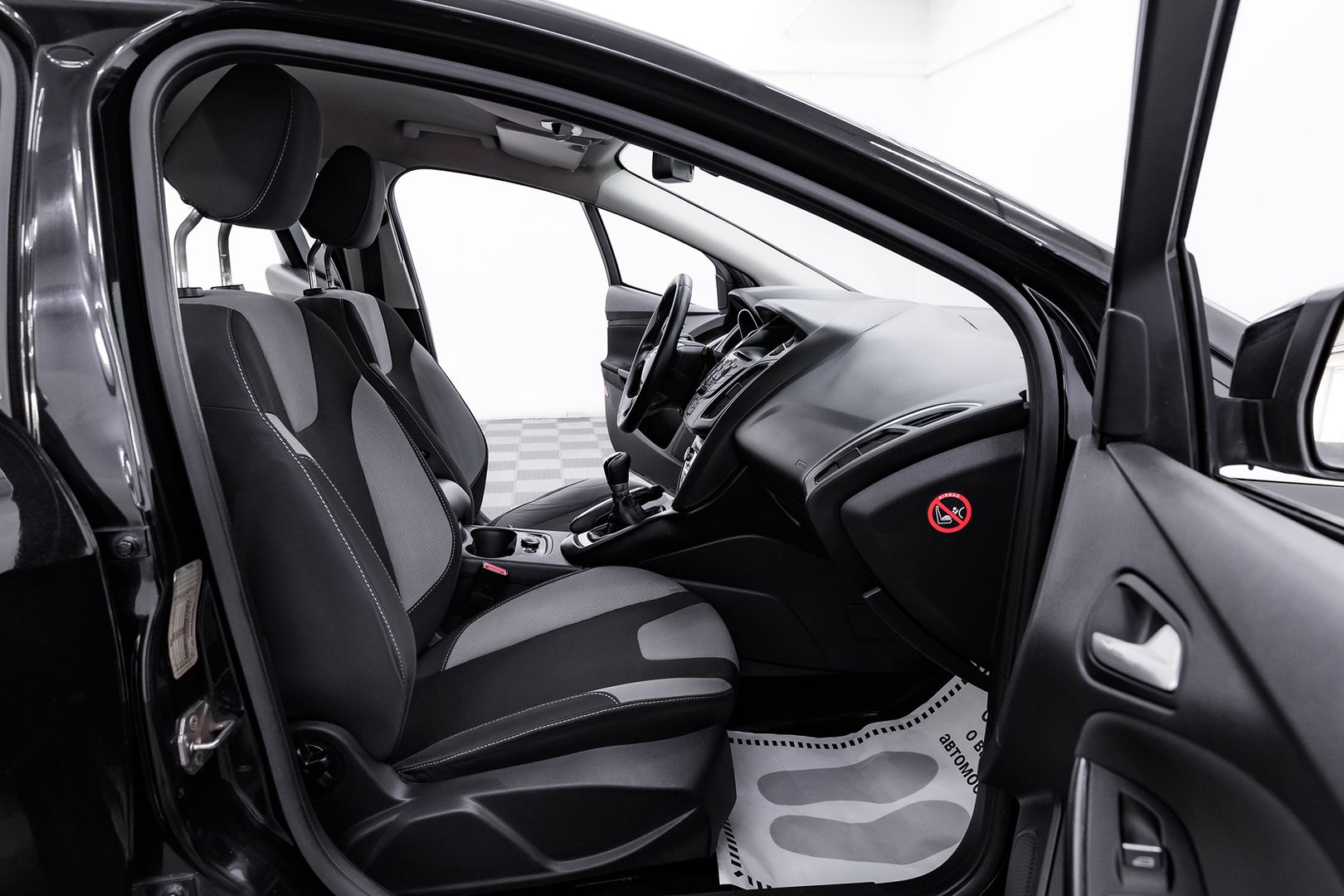 Ford Focus, III, 2012 фото 13