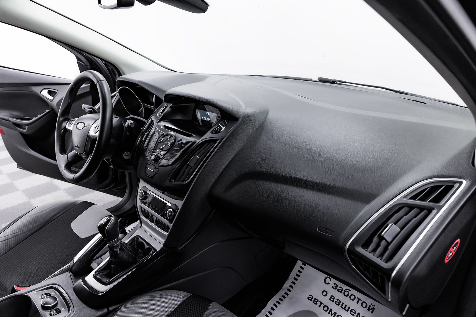 Ford Focus, III, 2012 фото 14