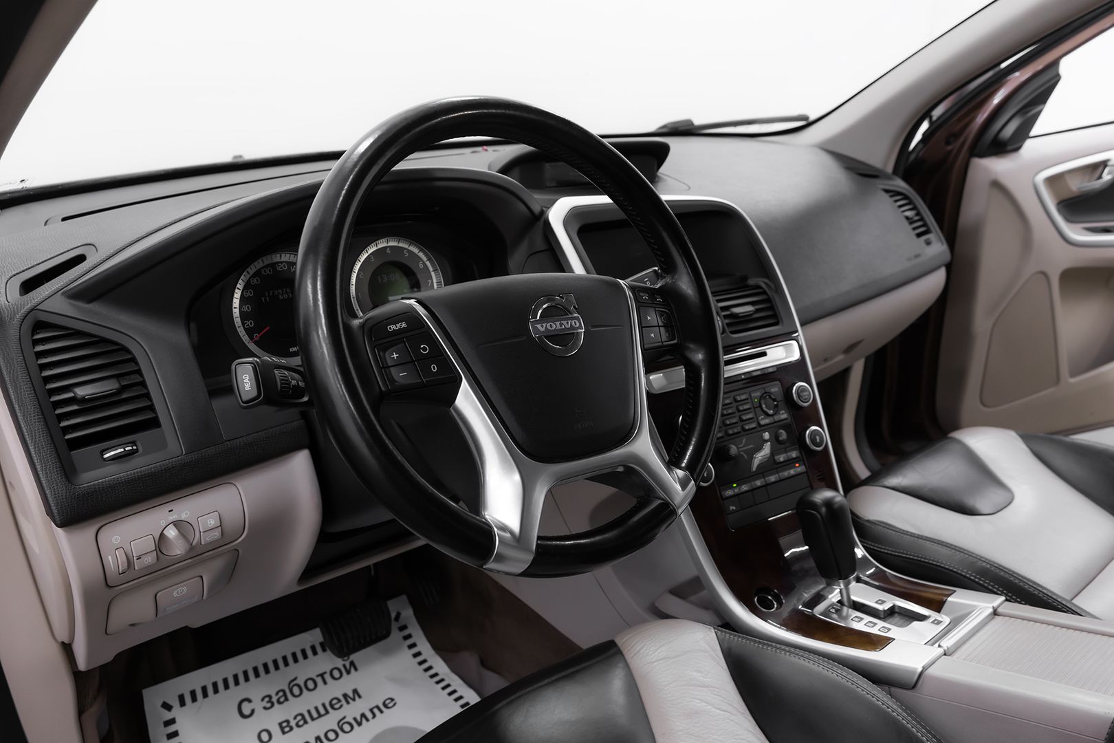 Volvo XC60, I, 2010 фото 10