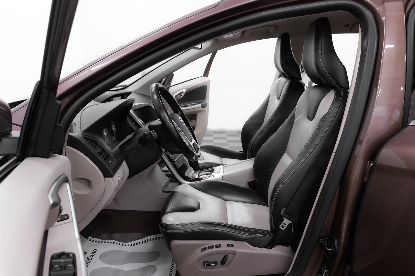 Volvo XC60, I, 2010 фото 7