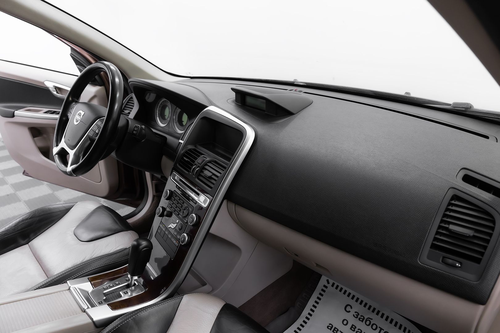 Volvo XC60, I, 2010 фото 15