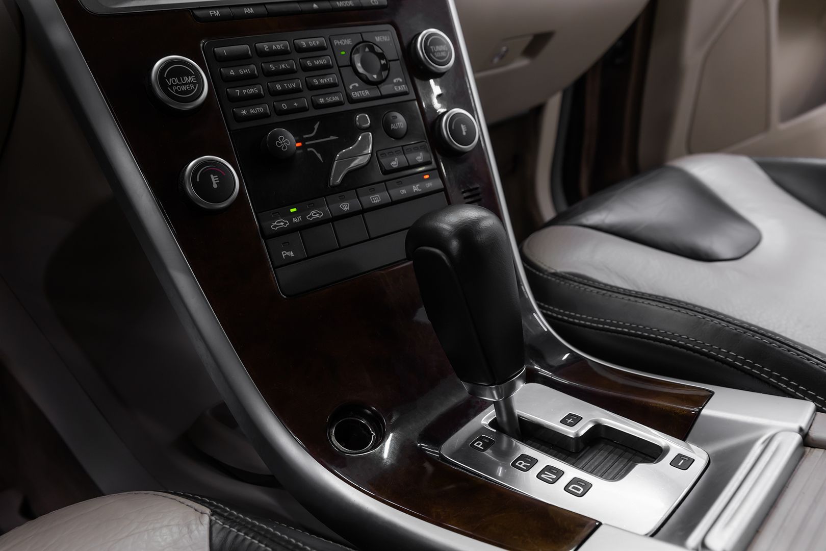 Volvo XC60, I, 2010 фото 13