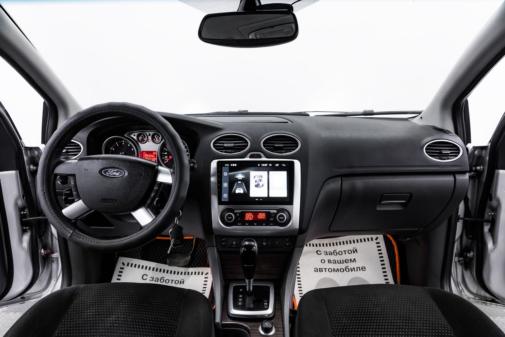 Ford Focus, II, 2007 фото 10