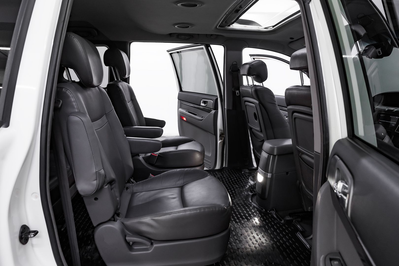 SsangYong Stavic, 2013 фото 17