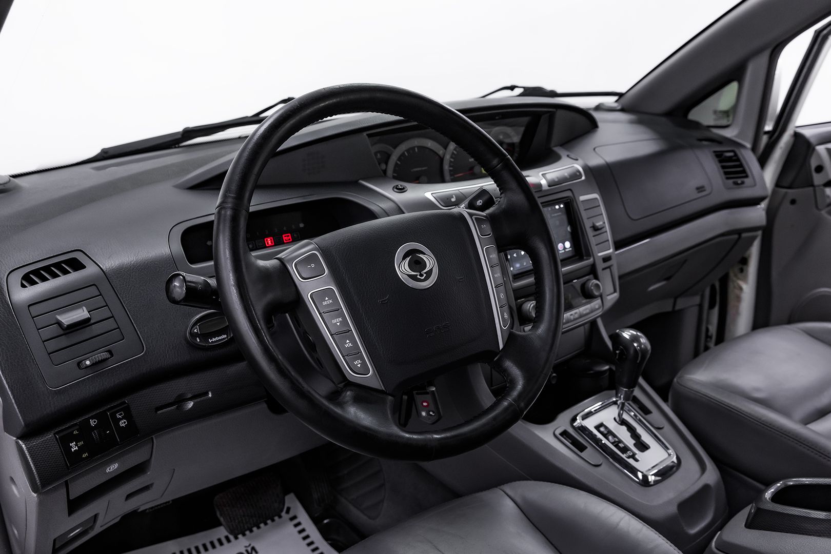 SsangYong Stavic, 2013 фото 10