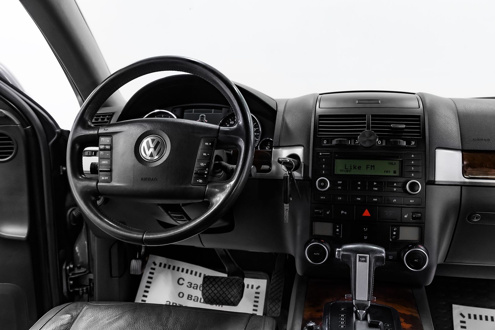 Volkswagen Touareg, I Рестайлинг, 2009 фото 12