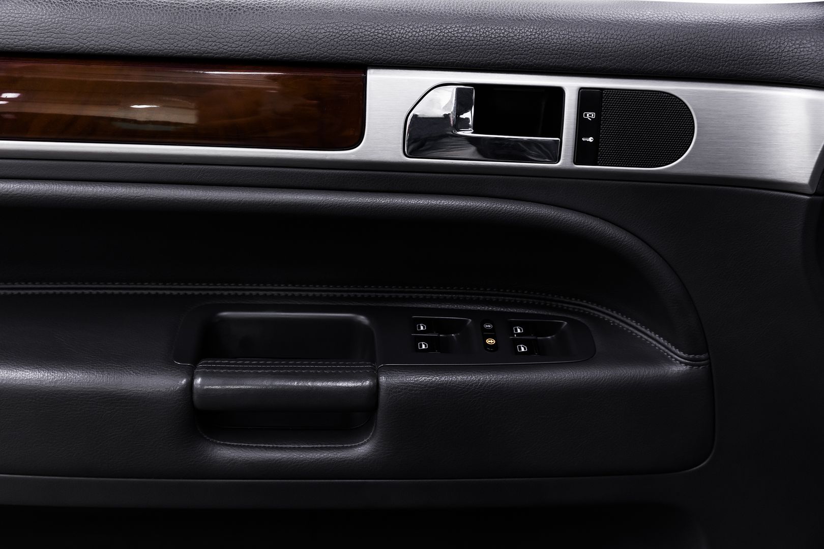 Volkswagen Touareg, I Рестайлинг, 2009 фото 9