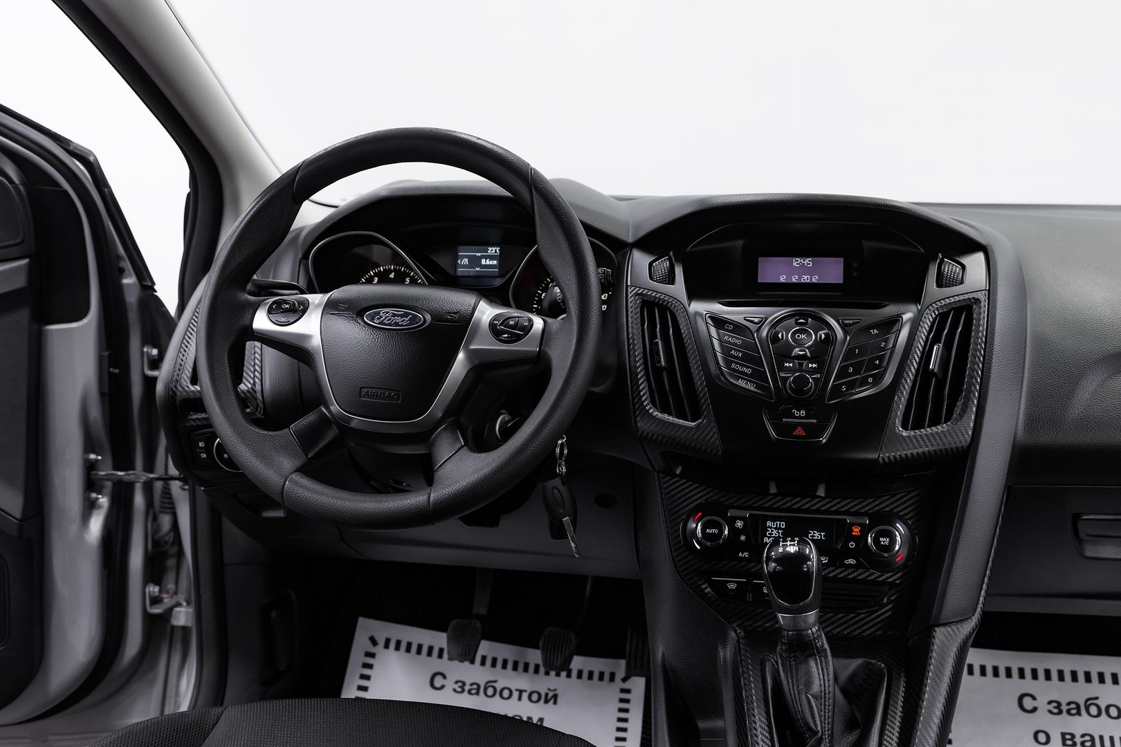Ford Focus, III, 2012 фото 11