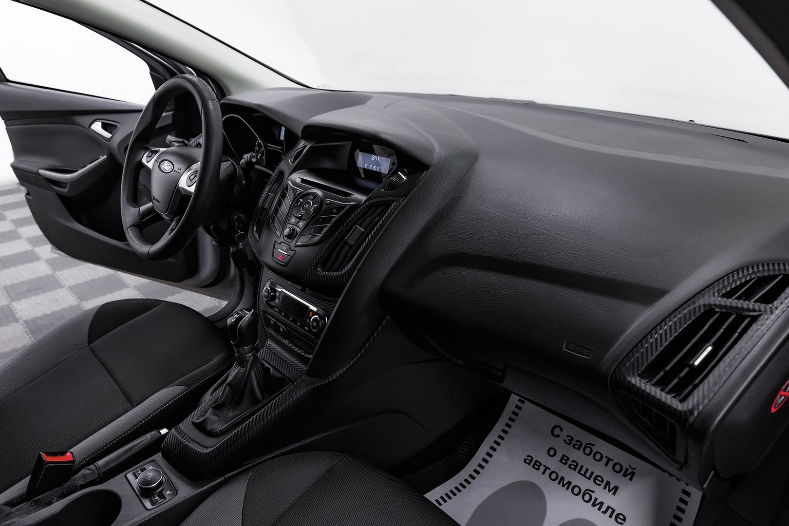 Ford Focus, III, 2012 фото 15