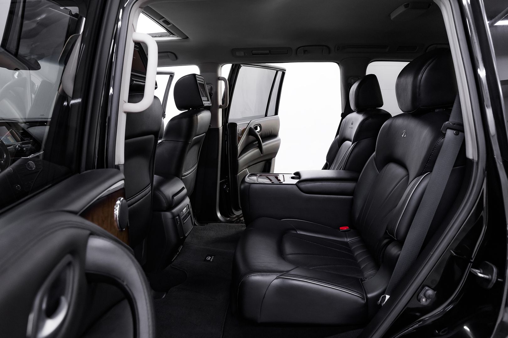 Infiniti QX80, I, 2013 фото 18