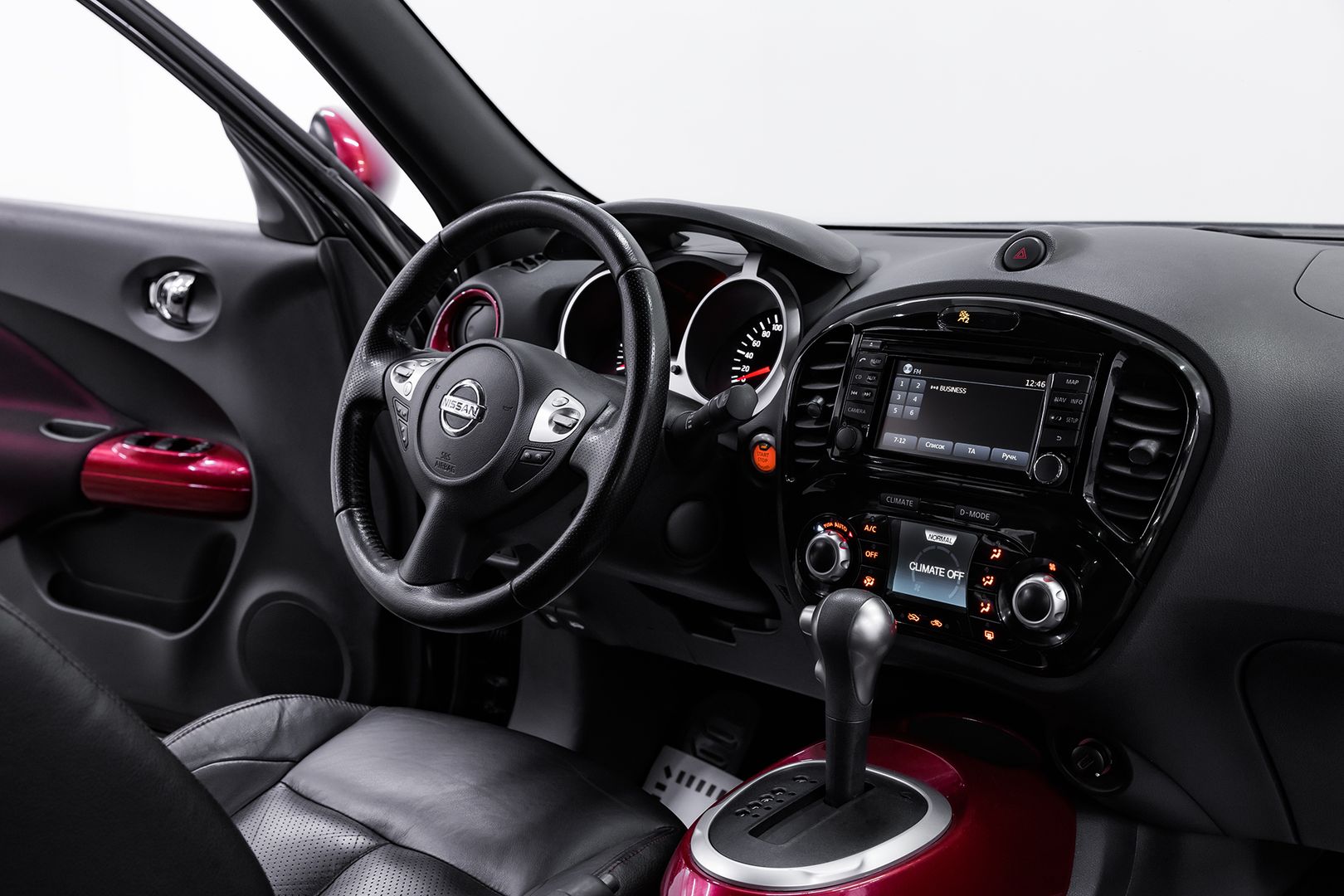 Nissan Juke, I, 2013 фото 15