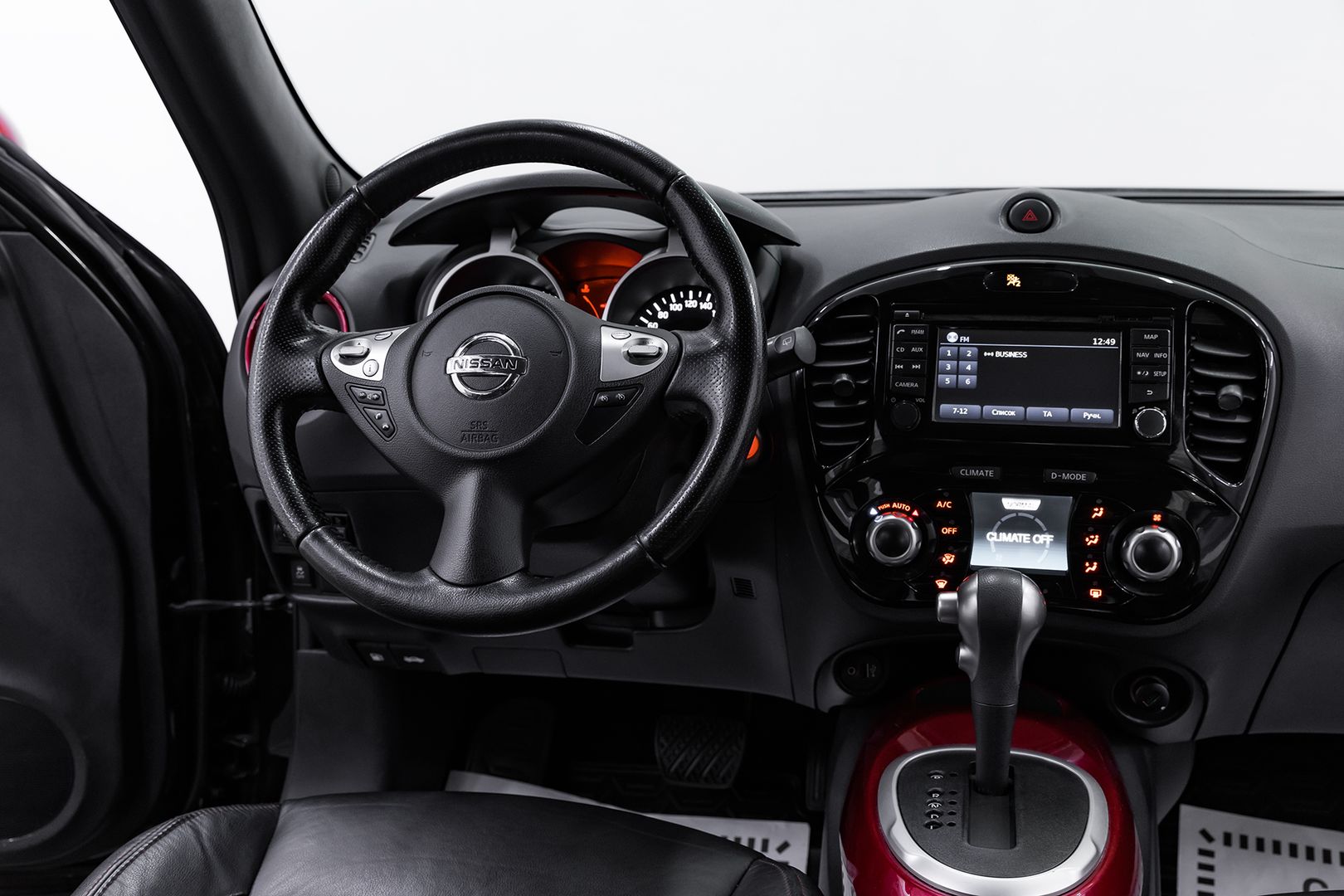 Nissan Juke, I, 2013 фото 11
