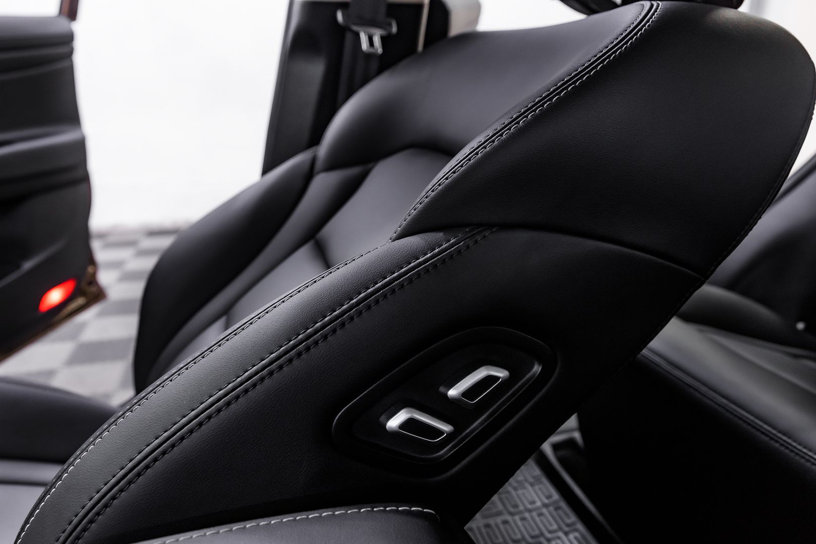 Geely Atlas, I, 2021 фото 9