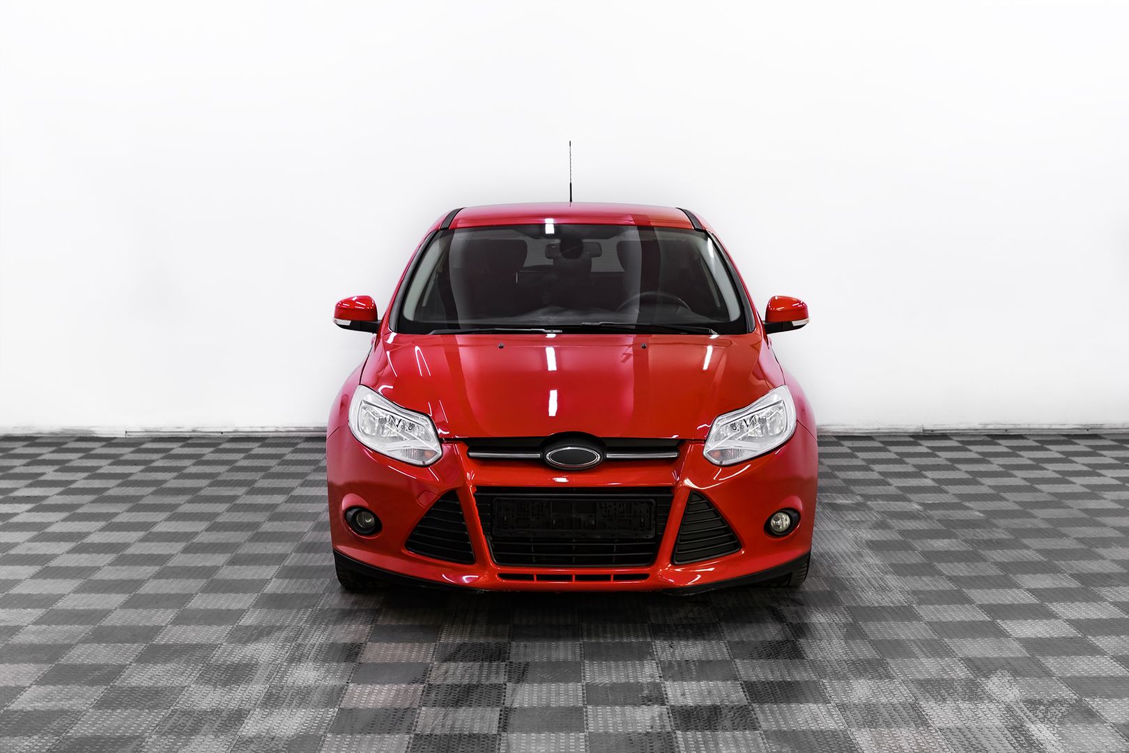 Ford Focus, III, 2011 фото 2