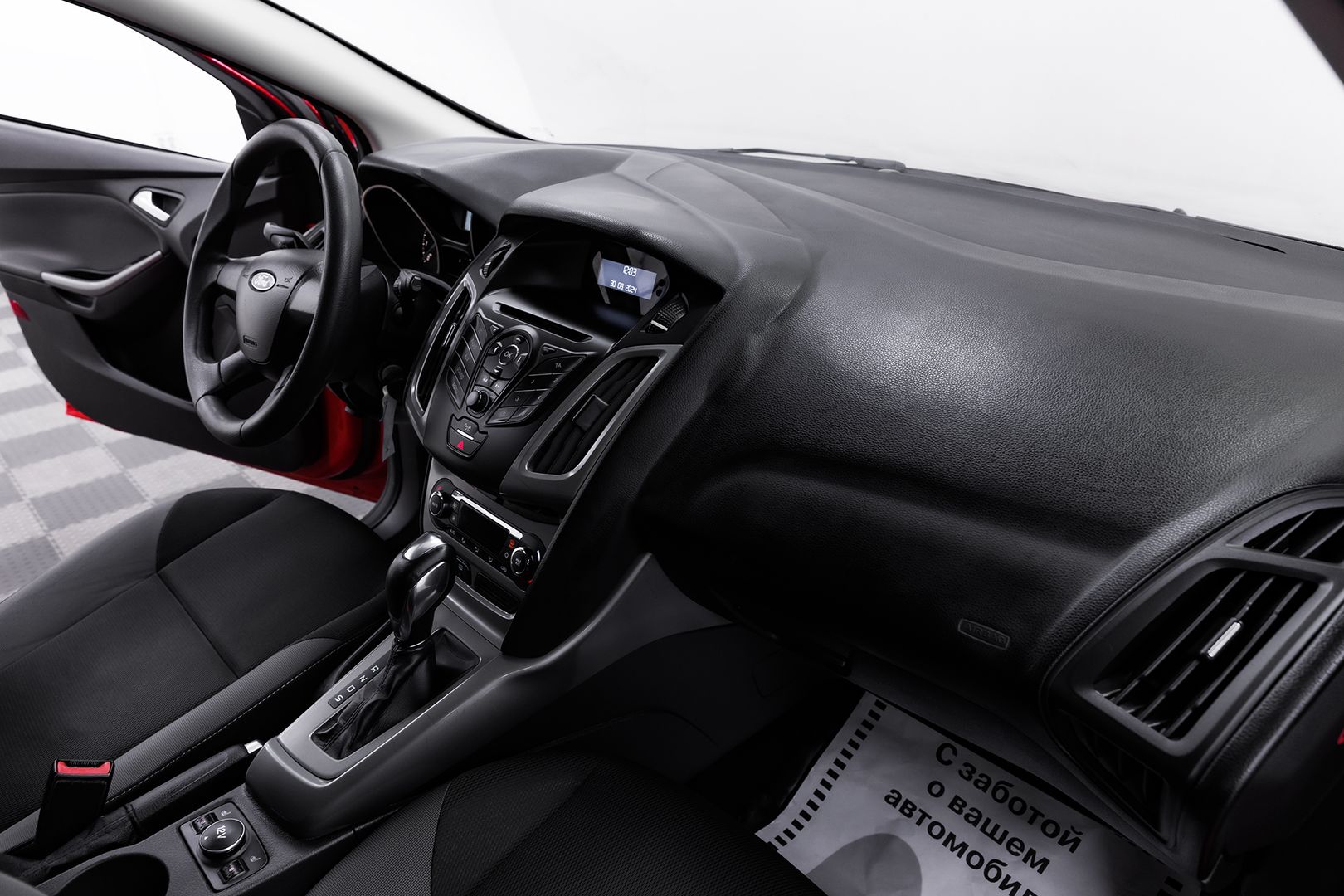 Ford Focus, III, 2011 фото 14