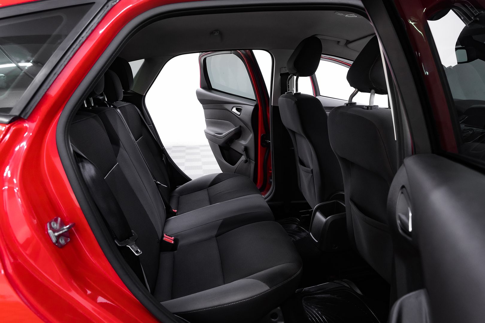 Ford Focus, III, 2011 фото 17