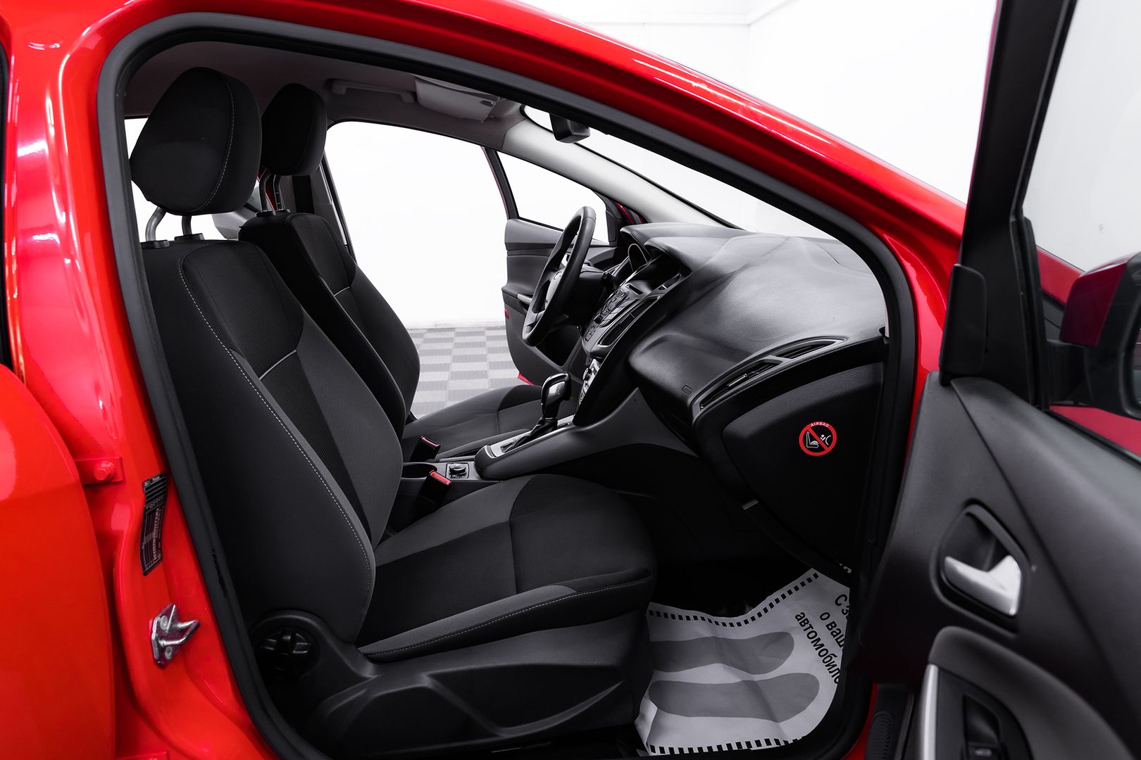 Ford Focus, III, 2011 фото 13