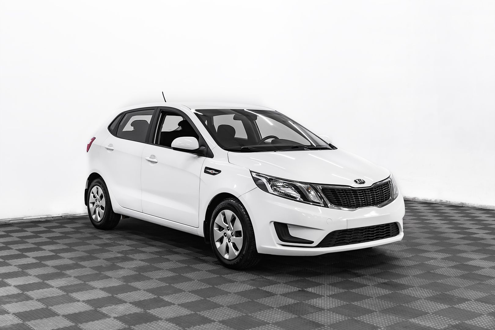 Kia Rio, III, 2015 фото 3