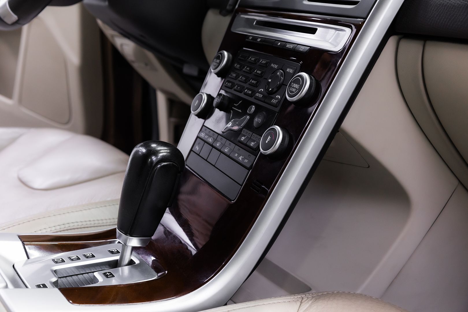 Volvo XC60, I, 2010 фото 13