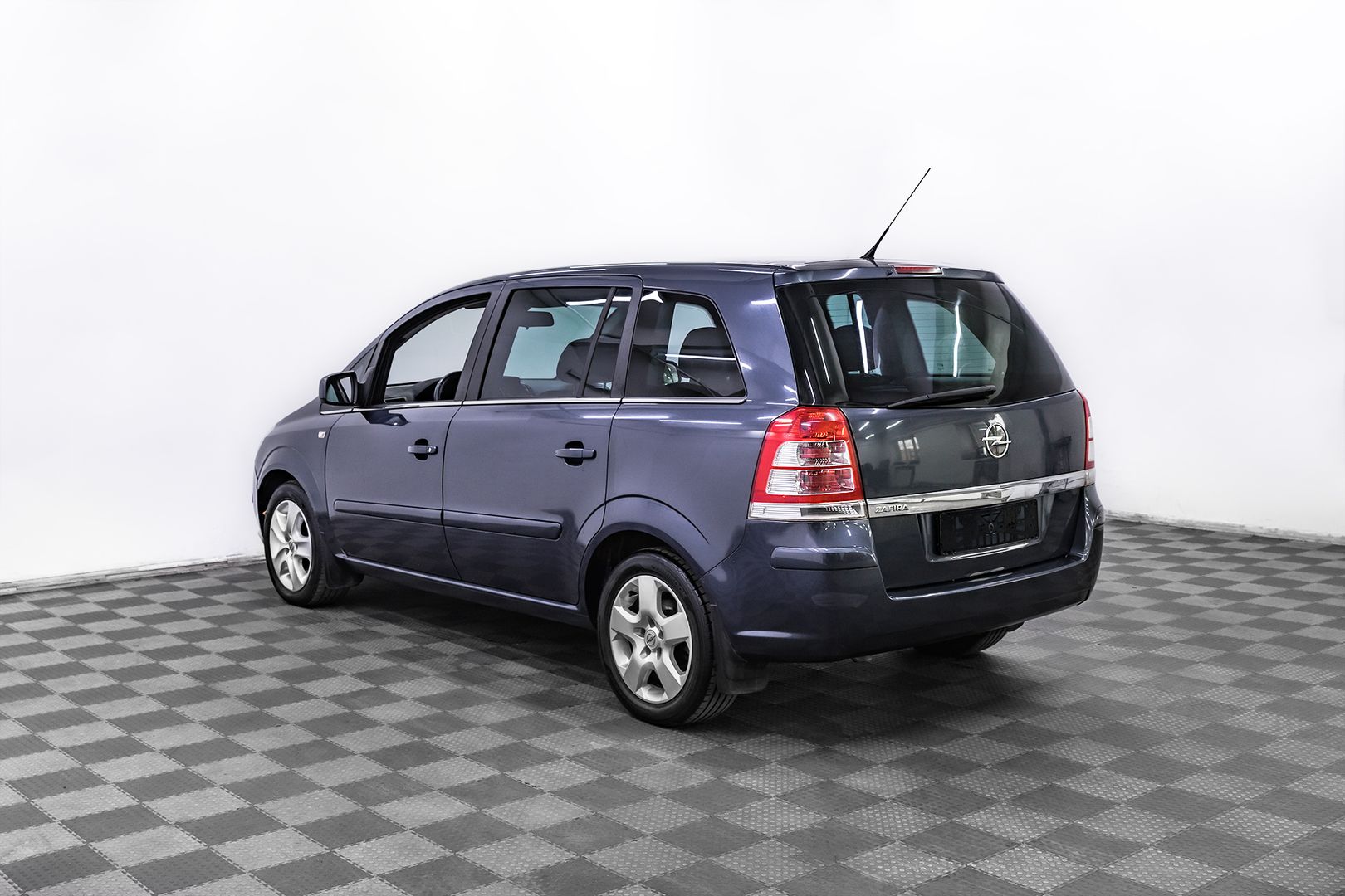 Opel Zafira, B Рестайлинг, 2010 фото 4