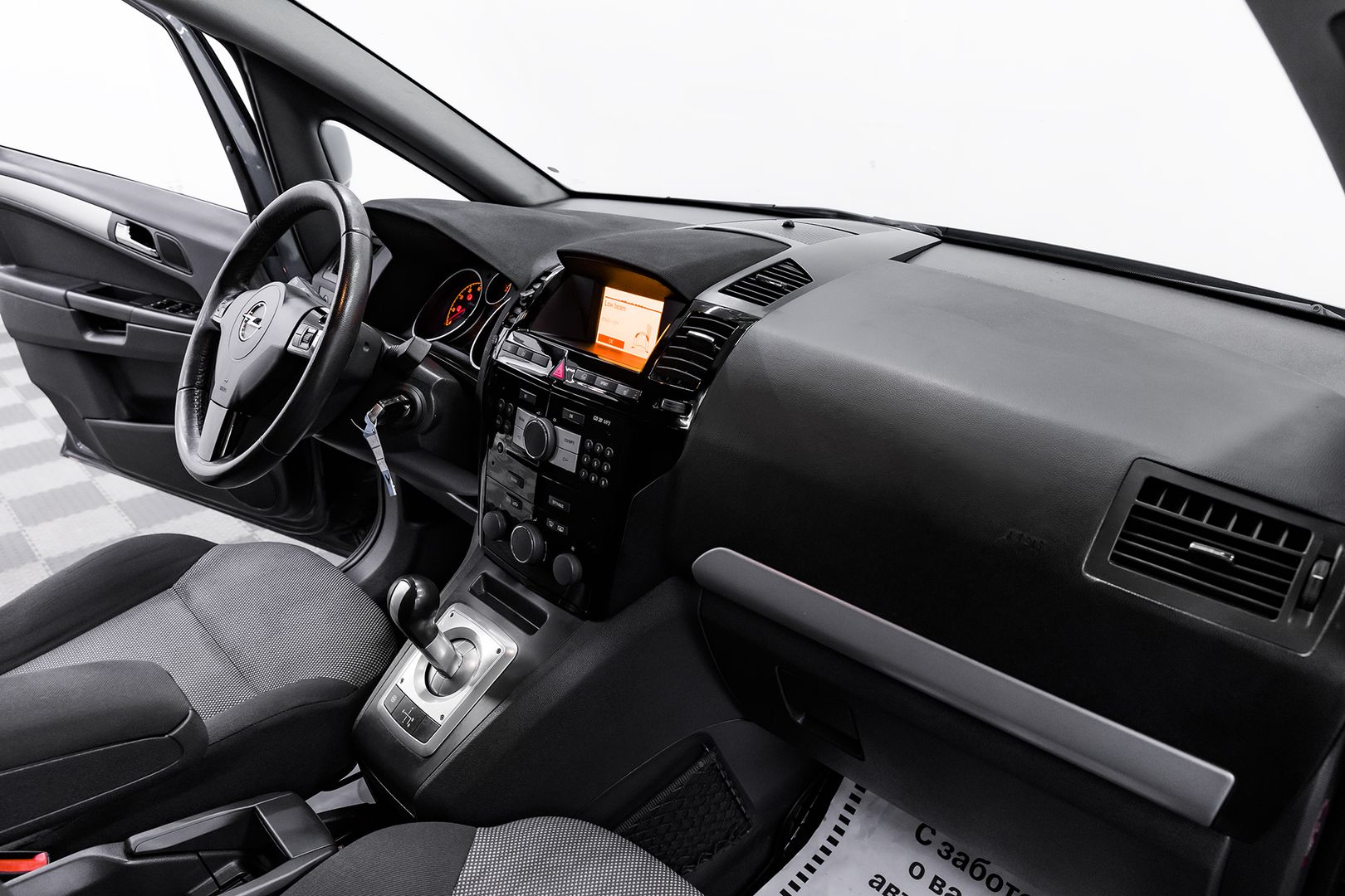 Opel Zafira, B Рестайлинг, 2010 фото 14