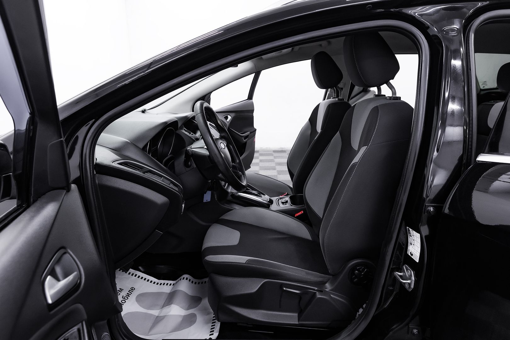 Ford Focus, III, 2013 фото 7