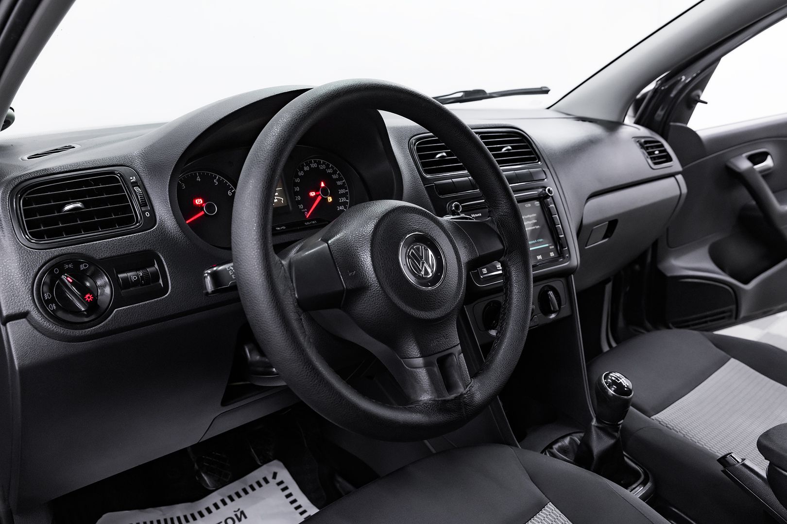 Volkswagen Polo, V, 2014 фото 8