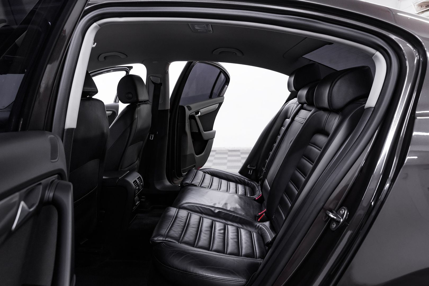 Volkswagen Passat, B7, 2013 фото 16