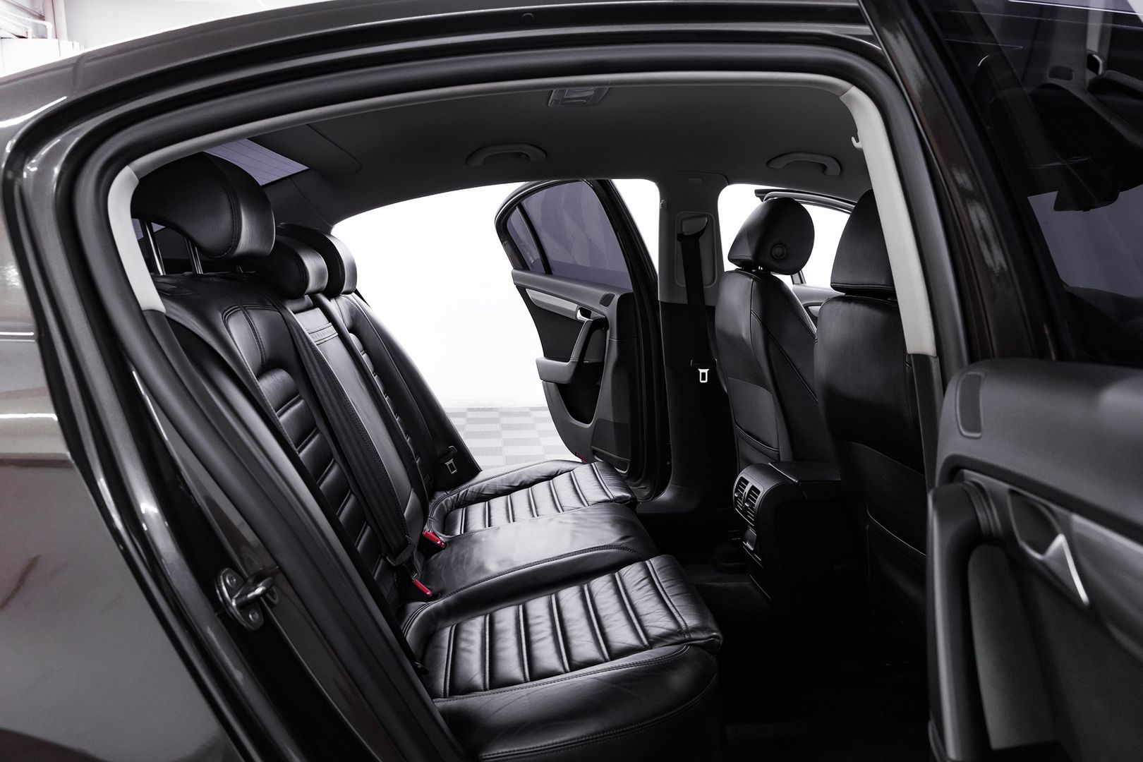 Volkswagen Passat, B7, 2013 фото 17